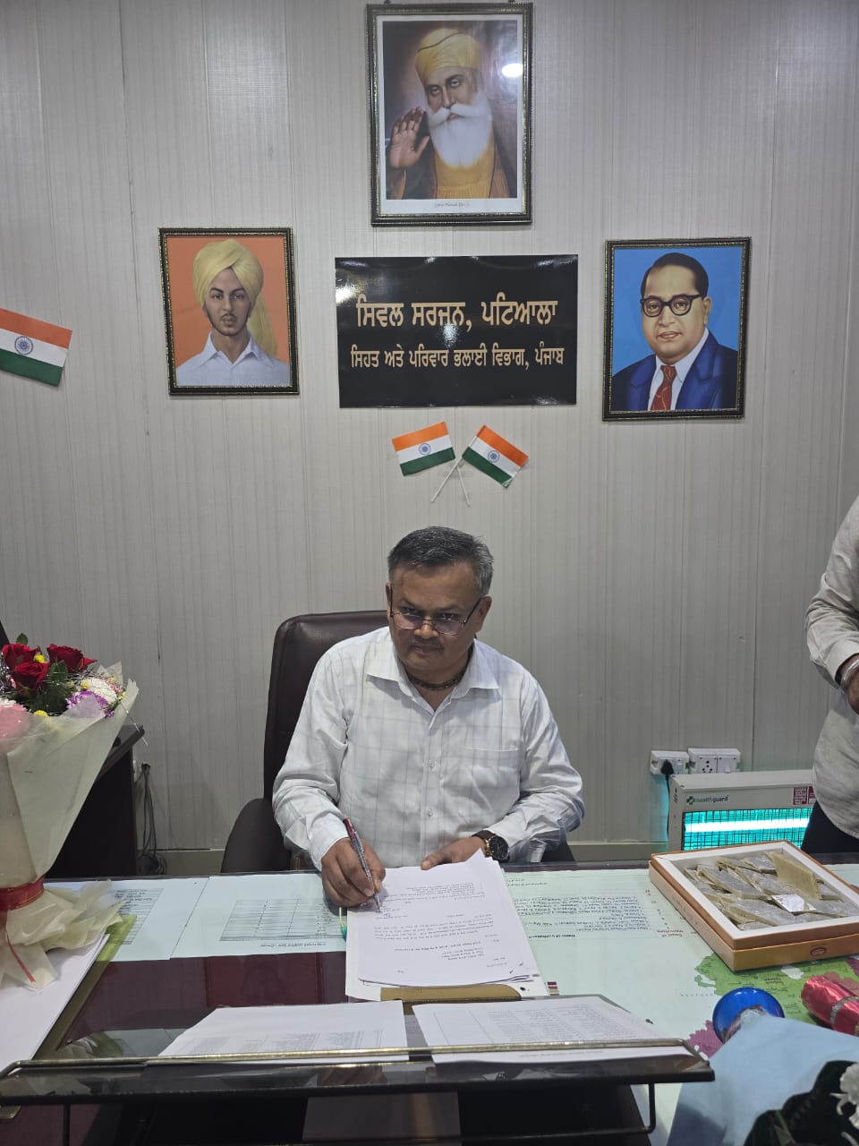डॉ. संजय गोयल ने संभाला पटियाला के नए सिविल सर्जन का पदभार